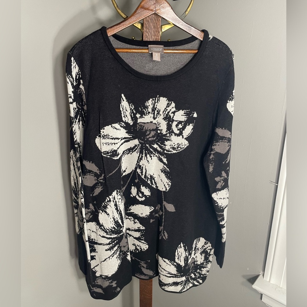 Chicos Floral Design Tunic Sweater -Suze 16/18